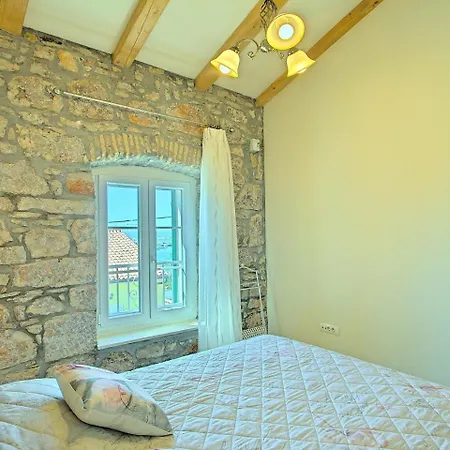 Ferienhaus Charming Seaside In *