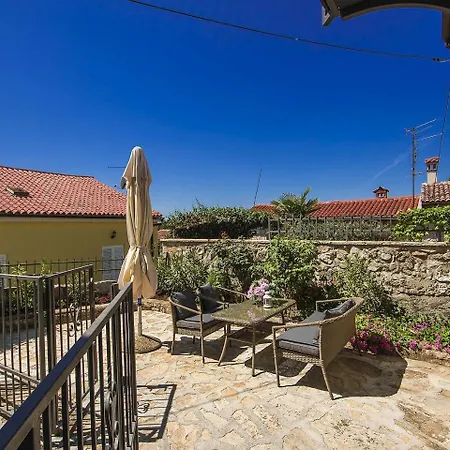 Charming Seaside In Ferienhaus *